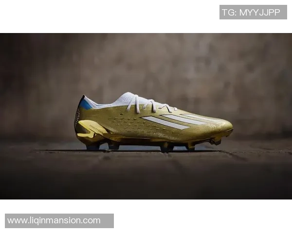 球星黄色足球鞋背后的故事：一段承载辉煌的足球之旅